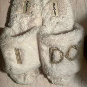 Dearfoams “I Do” wedding slippers